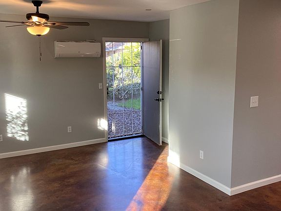 5th image of 110 Bonita St