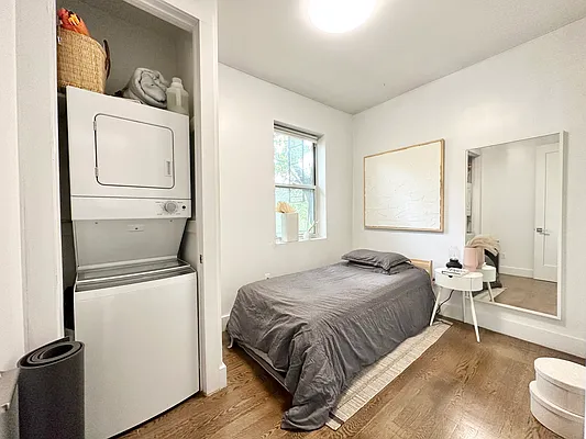 Rented by Highline Residential | media 10