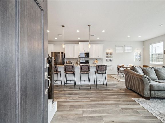 2nd image of 9820 Rugged Oaks Dr