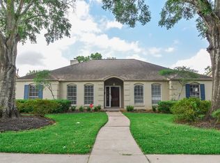 5222 Dumfries Dr, Houston, TX 77096