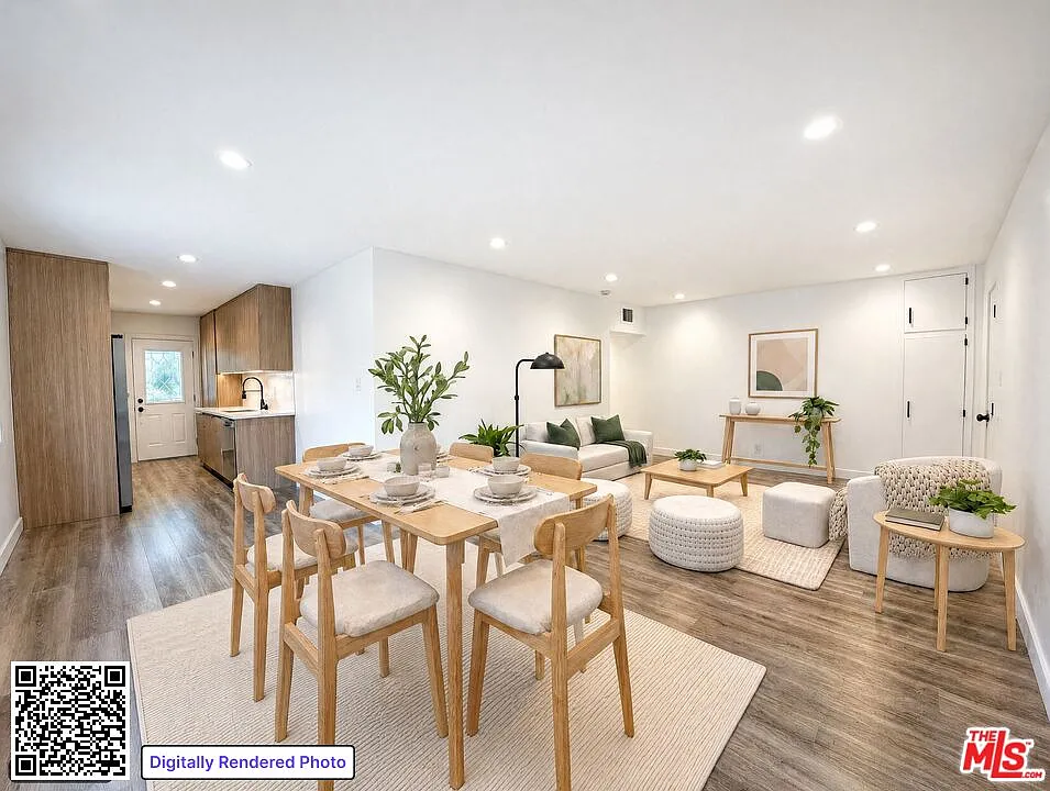 3 bed, 2.0 bath, 1400 sqft, $4,995 — Photo 2