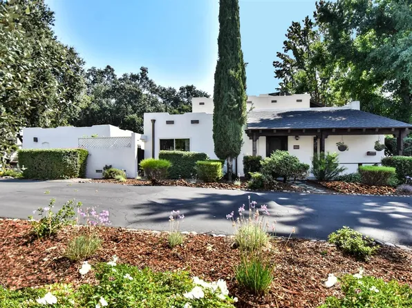 261 Candlelight Drive, Santa Rosa, CA 95403