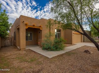 7479 W Dancing Rabbit Ct, Tucson, AZ 85743