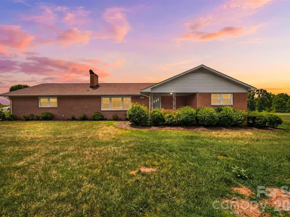 8604 Old State Highway 10, Hickory, NC 28602