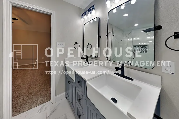 2901 Frontier Ln — Photo 10