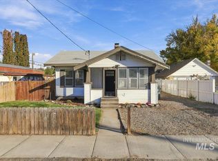 144 W 4th St, Kuna, ID 83634
