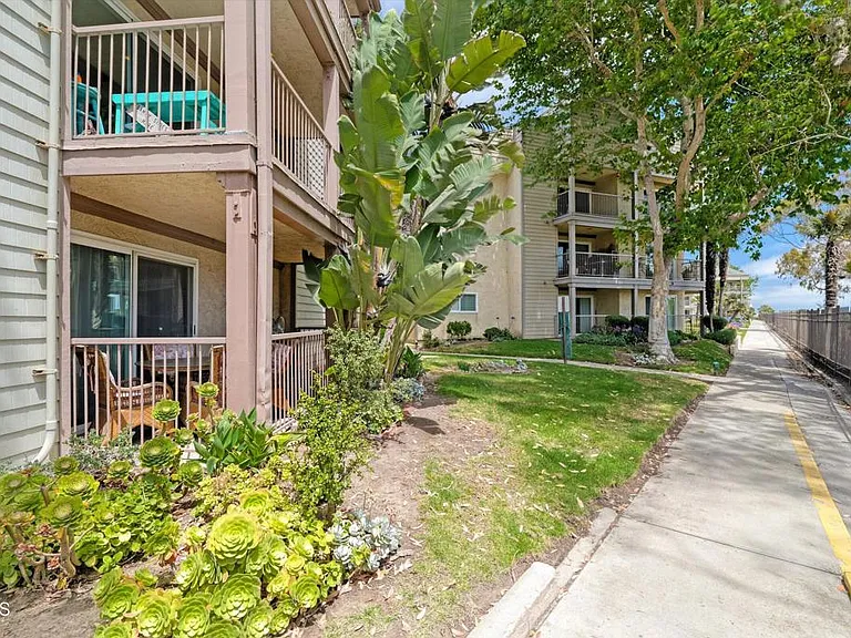 660 Sunfish Way — Photo 43