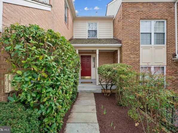 3302 Spriggs Request Way, Bowie, MD 20721