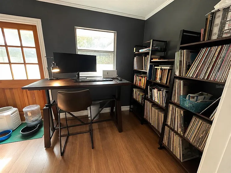 308 N Salisbury Ave — Photo 8