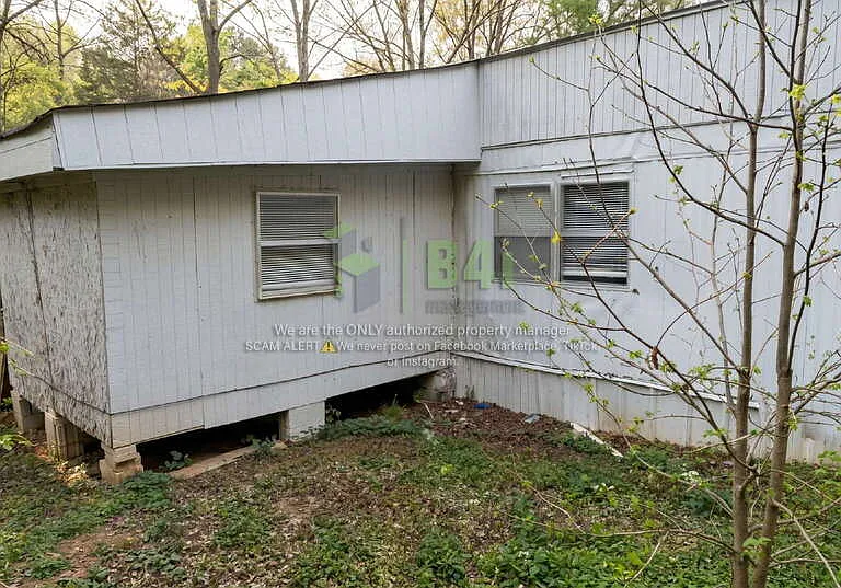 122 Collins Rd — Photo 15