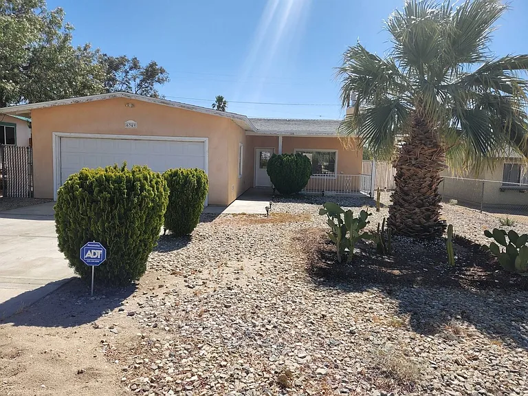 6349 Cahuilla Ave — Photo 2