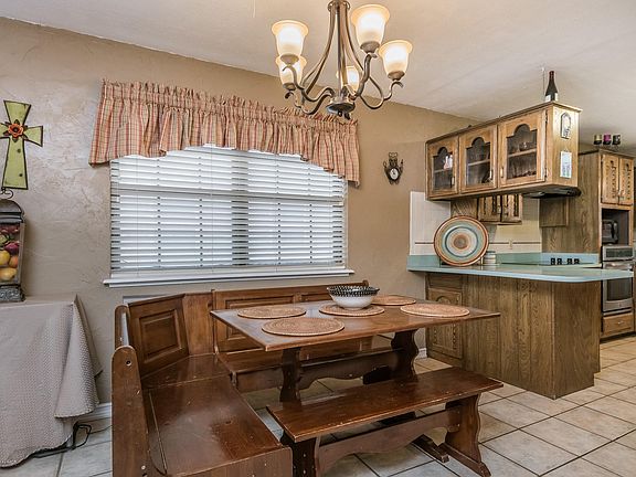 5th image of 7405 Imperial Dr