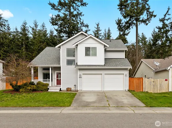 1062 NW Redwing Drive, Oak Harbor, WA 98277