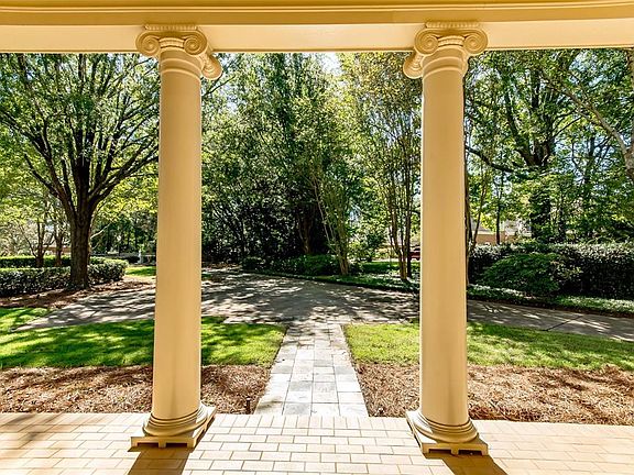 4th image of 8000 Westchester Pl