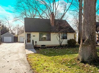 2135 Wesleyan Dr, Columbus, OH 43221