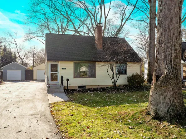 2135 Wesleyan Dr, Columbus, OH 43221