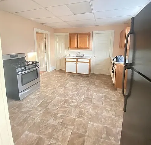 3 bed, 1500 sqft, $3,500 — Photo 3