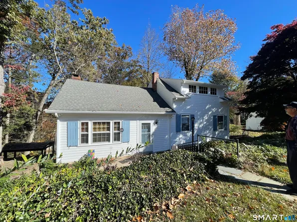 89 Alpine Drive, Newtown, CT 06482