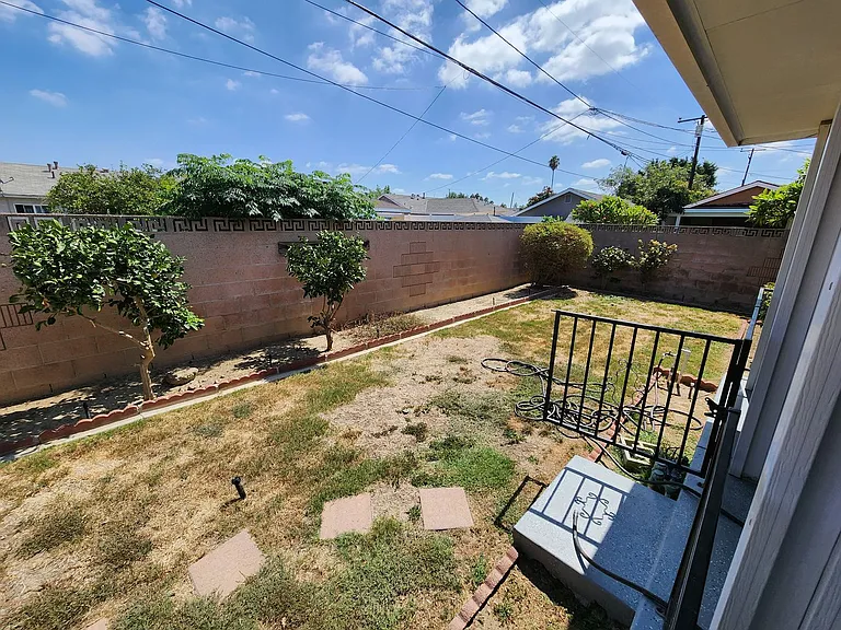 14020 Faust Ave — Photo 25