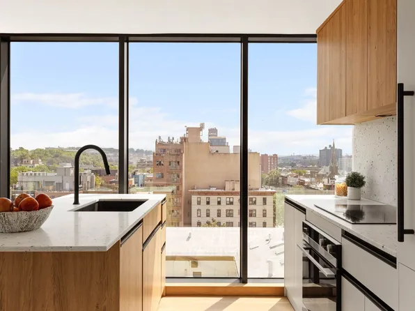 179 20th Street image 3 of 13