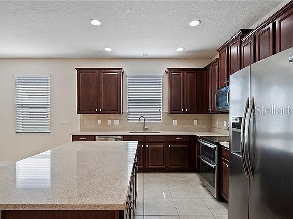 5th image of 10443 Flagstaff Falls Ave