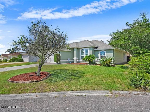 3rd image of 642 ENGLISH MEADOWS Court
