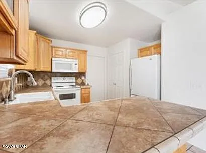 35 Oceanic Ln — Photo 9