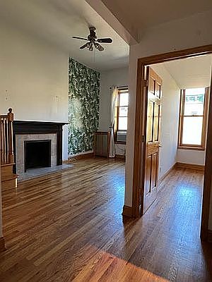 2nd image of 108 W 74th St APT 8