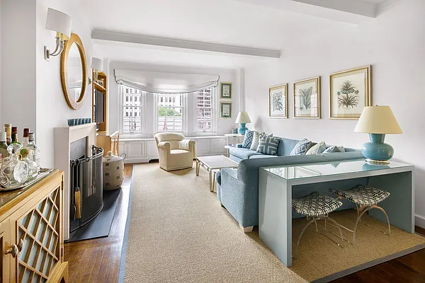 Sold by Compass | media 2