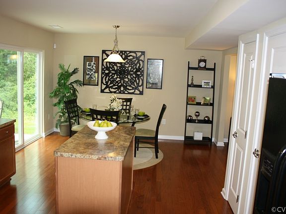 3rd image of 6231 Regal Crest Dr