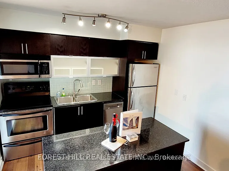 80 Western Battery Rd #2202 — Photo 1
