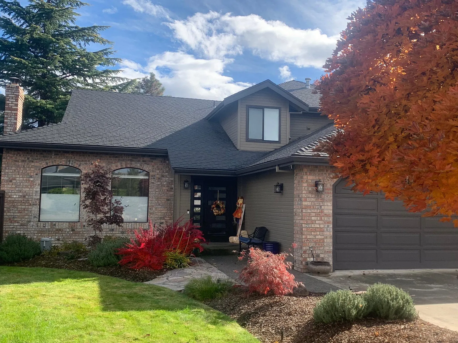 Jack Nicklaus Rd, Medford — Photo 1