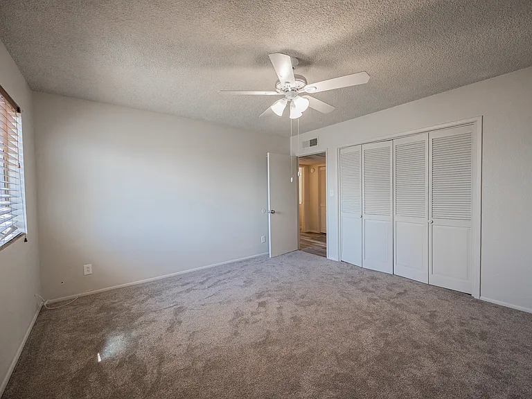 1423 E Virginia Ave — Photo 20