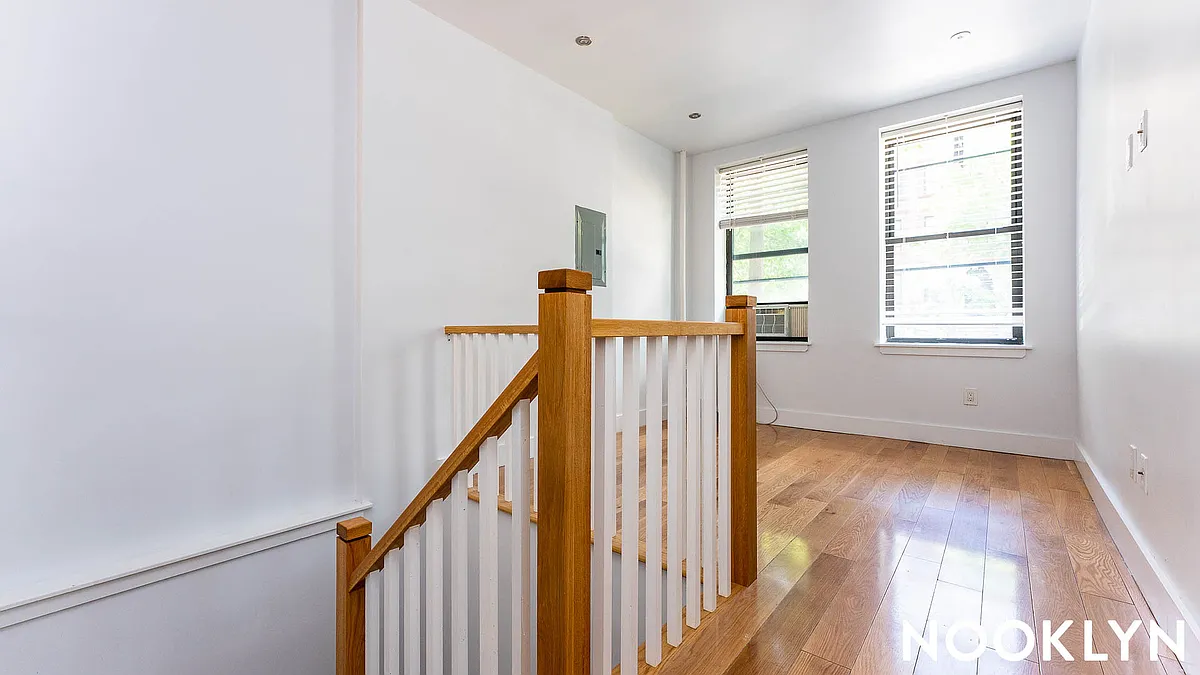 Building Photo - 309 Washington Ave #A6