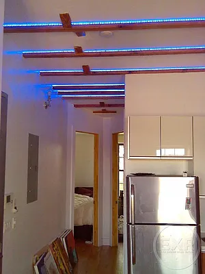 Rented by EXR | media 44