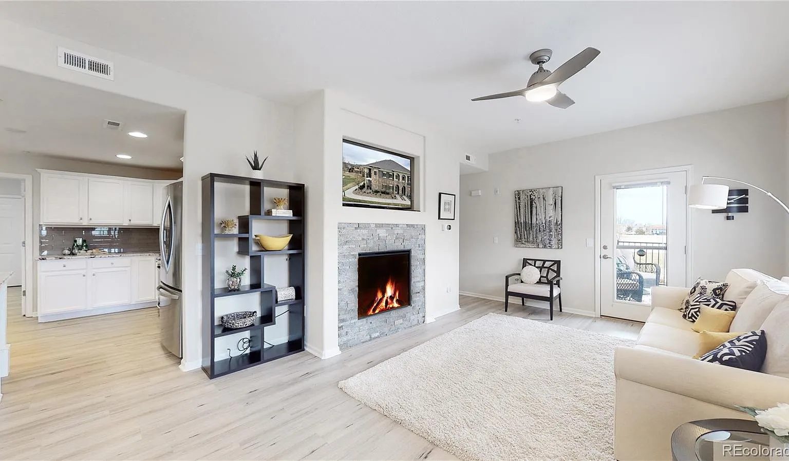 Legacy Villas Condos — Photo 1
