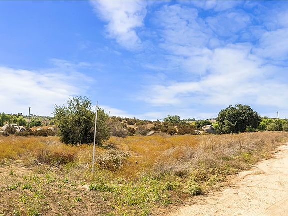 38662 E Benton Rd #4, Temecula, CA 92592 | MLS #SW23176333 | Zillow