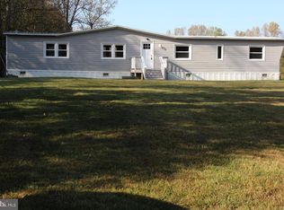 5274 Burr Hill Rd, Rhoadesville, VA 22542