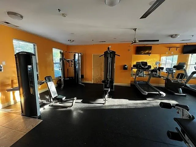 898 Oak St SW #1321 — Photo 31