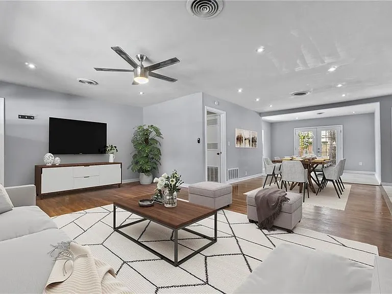 2105 Fortview Rd — Photo 9