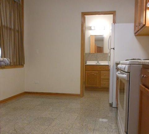 3rd image of 2808 N Campbell Ave