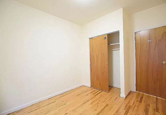 3rd image of 536 W 136th St #35B
