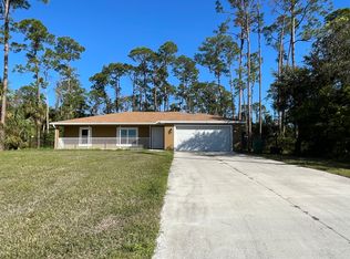 3017 E Briarwood Cir, Labelle, FL 33935