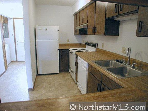2nd image of 848 Woodgate Drive