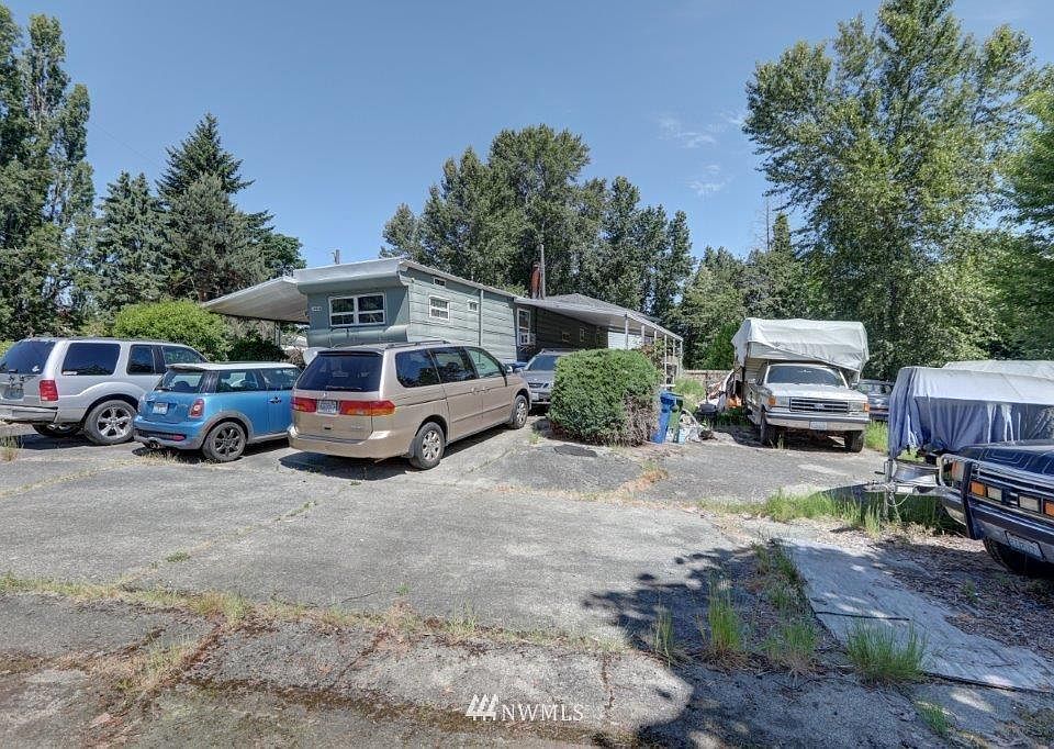 2nd image of 14838 38th Ave S