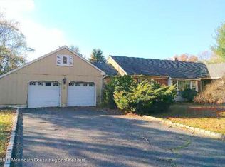 5 McDowell Ct, Middletown, NJ 07748