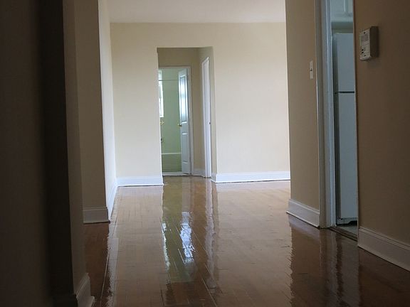 2nd image of 2070 20th Ln APT 5D