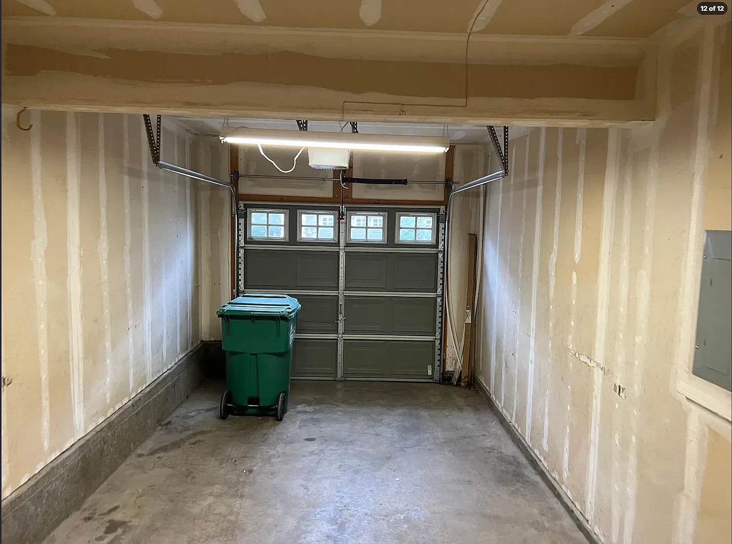 3 bed, 1556 sqft, $2,395 — Photo 4