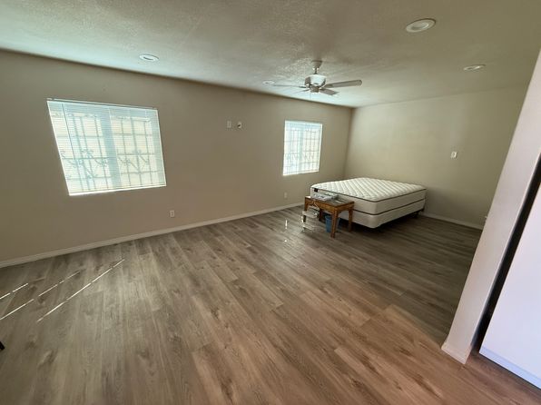 (undisclosed Address)