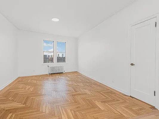 Rented by Re/Max In The City | media 39